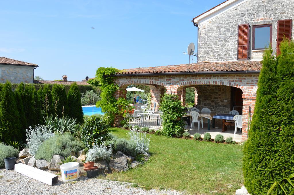 Villas Aurelia Barat  Extérieur photo