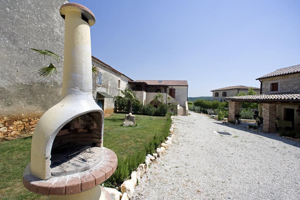 Villas Aurelia Barat  Extérieur photo