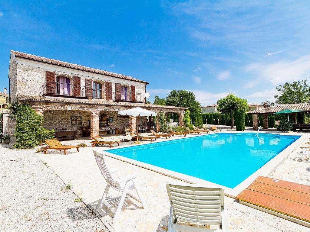 Villas Aurelia Barat  Extérieur photo